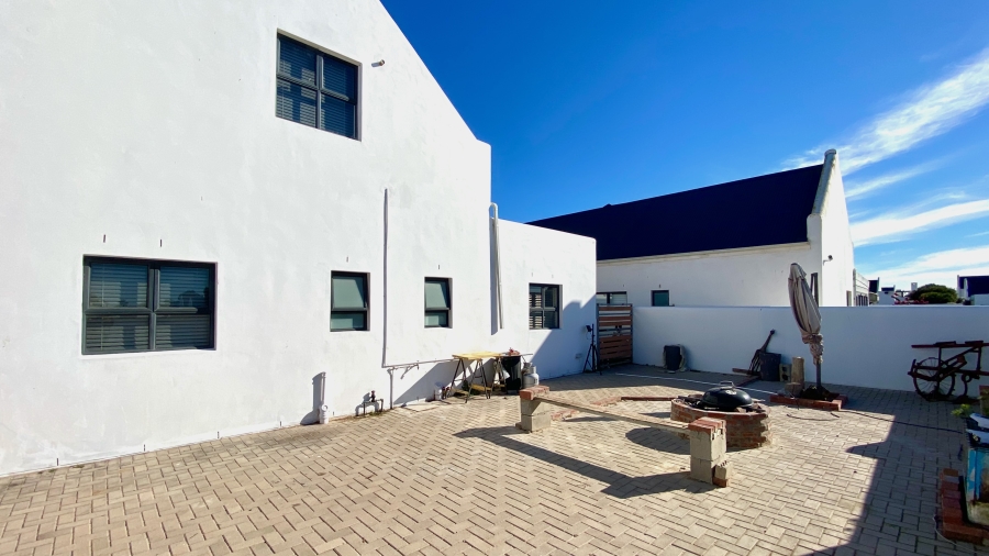 3 Bedroom Property for Sale in Britannia Bay Western Cape